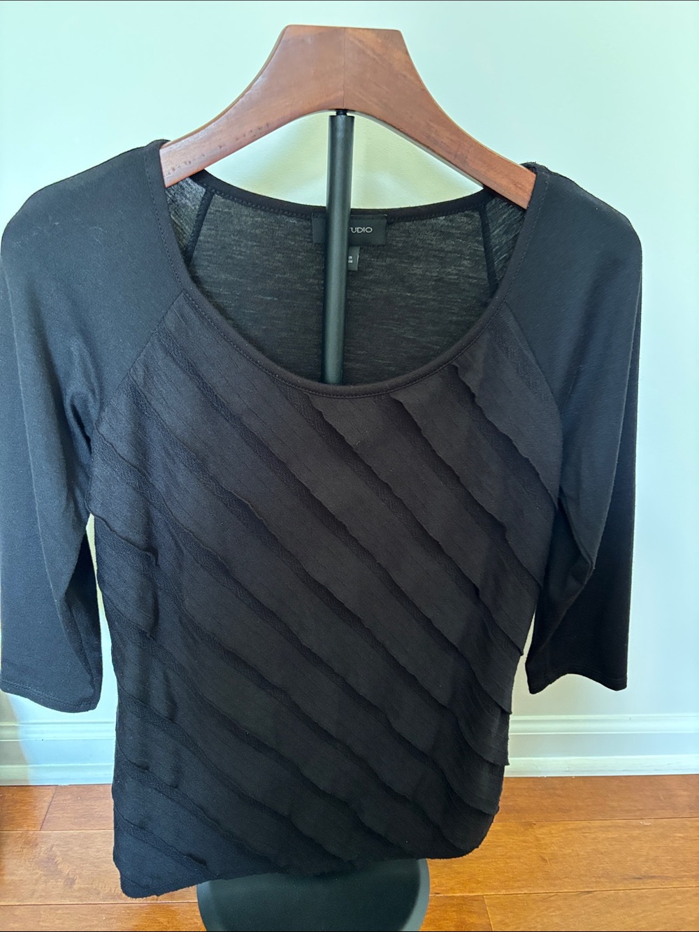 AB Studio Black Ruffle 3/4 Sleeve Scoop Neck Tee Womens XS Top Casual Blouse
